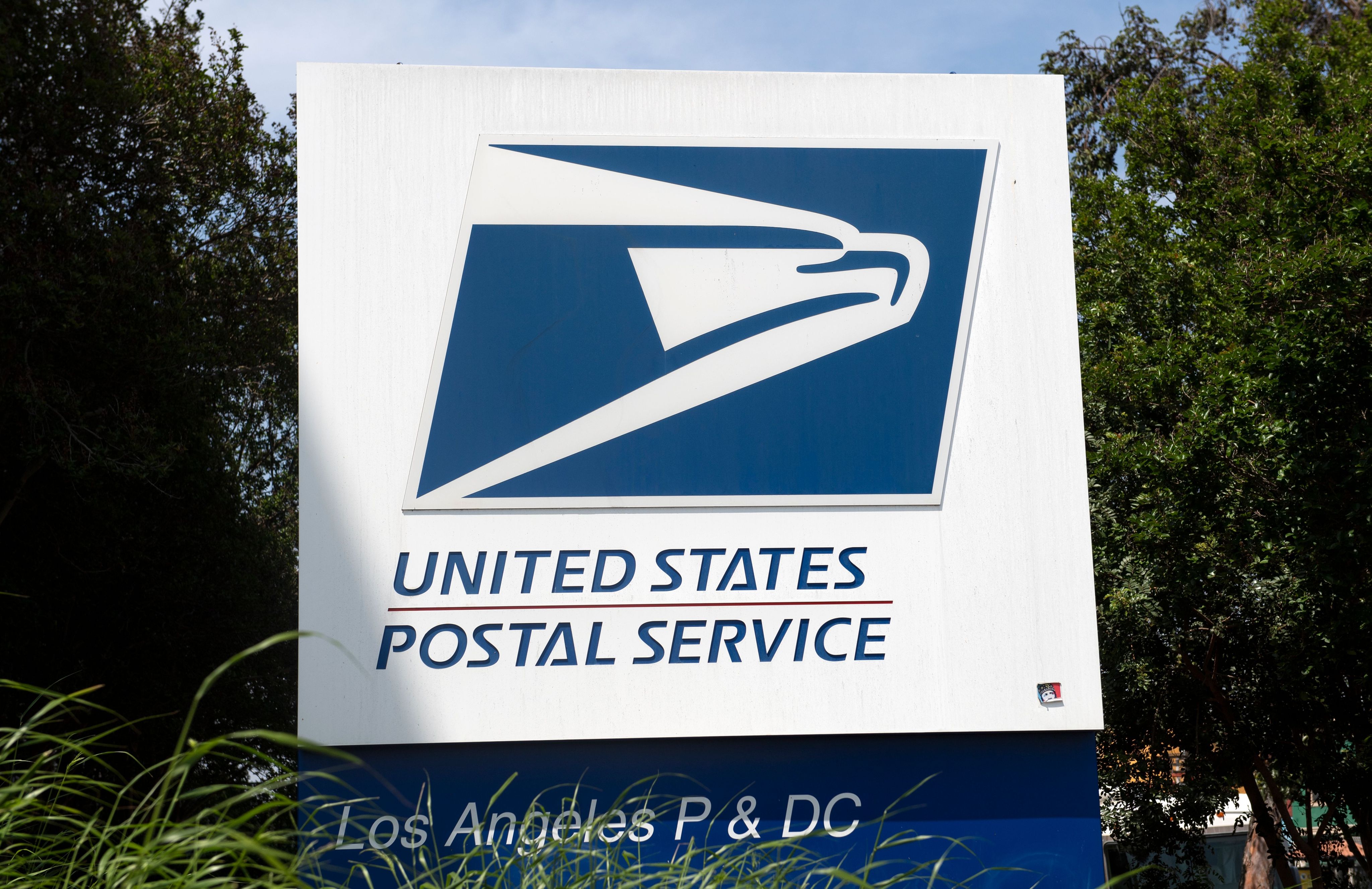 Servicio Postal presenta nuevas estampillas para 2022