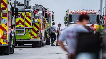Un incendio en el mercado de pulgas más grande de Miami deja un herido