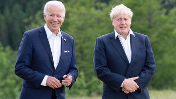 Joe Biden promete seguir trabajando con el Reino Unido tras la salida de Boris Johnson