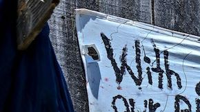 De los inmigrantes muertos, 22 son de origen mexicano.