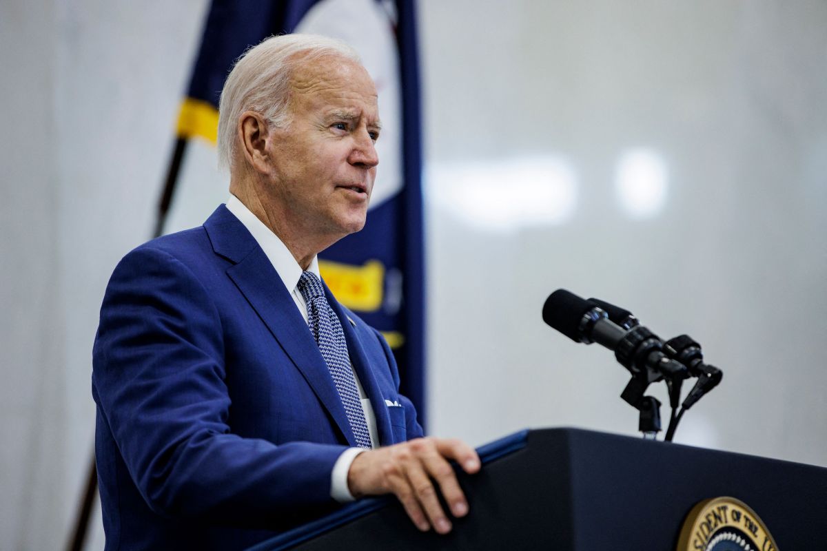 Biden Pidió A Los Ciudadanos Que Le Manden Historias Sobre La Violencia Armada La Opinión 