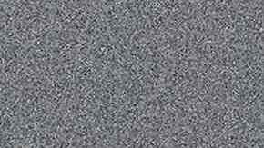 La luna creciente sobre las pirámides de Giza en la capital egipcia el 12 de julio de 2022, un día antes de la "superluna" de julio.