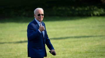 Joe Biden da negativo para la COVID-19 y sale de su aislamiento