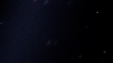 José Benavidez recibe un golpe de Danny García.