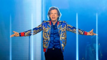 El cantante Mick Jagger de The Rolling Stones se presenta durante una parada de la gira No Filter de la banda en el Allegiant Stadium el 6 de noviembre de 2021 en Las Vegas, Nevada.