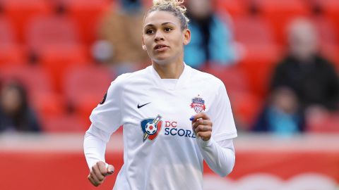 La hija del exjugador de baloncesto es una de las joyas del fútbol de Estados Unidos.