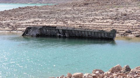 Barco de la Segunda Guerra Mundial emerge en el lago Mead ante violenta sequía que vive Nevada