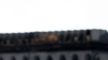 Brad Pitt se olvida de su batalla con Angelina Jolie y compra mansión medieval en California