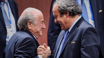Blatter y Platini estaban siendo investigados por corrupción.