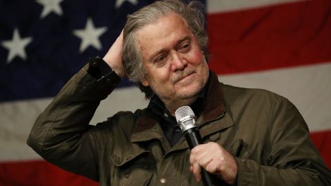 Exestratega de Trump, Steve Bannon, testificará para el comité del 6 de enero sobre el asalto al Capitolio