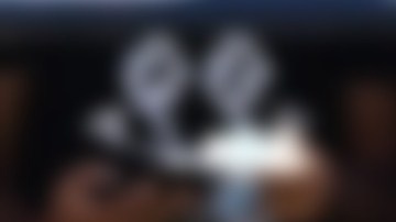 El delantero Rogelio Funes Mori celebra un tanto con Rayados de Monterrey.