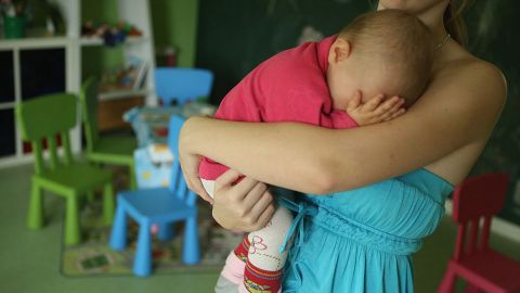 Joven causa polémica al confesar por qué no quiere tener hijos hace lista con sus 10 motivos