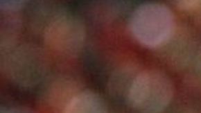 Joven llora en ceremonia de graduación porque su familia no asistió