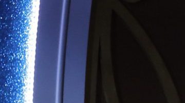 Krista Allen y Tanner Novlan en los Premios Emmy 2021.