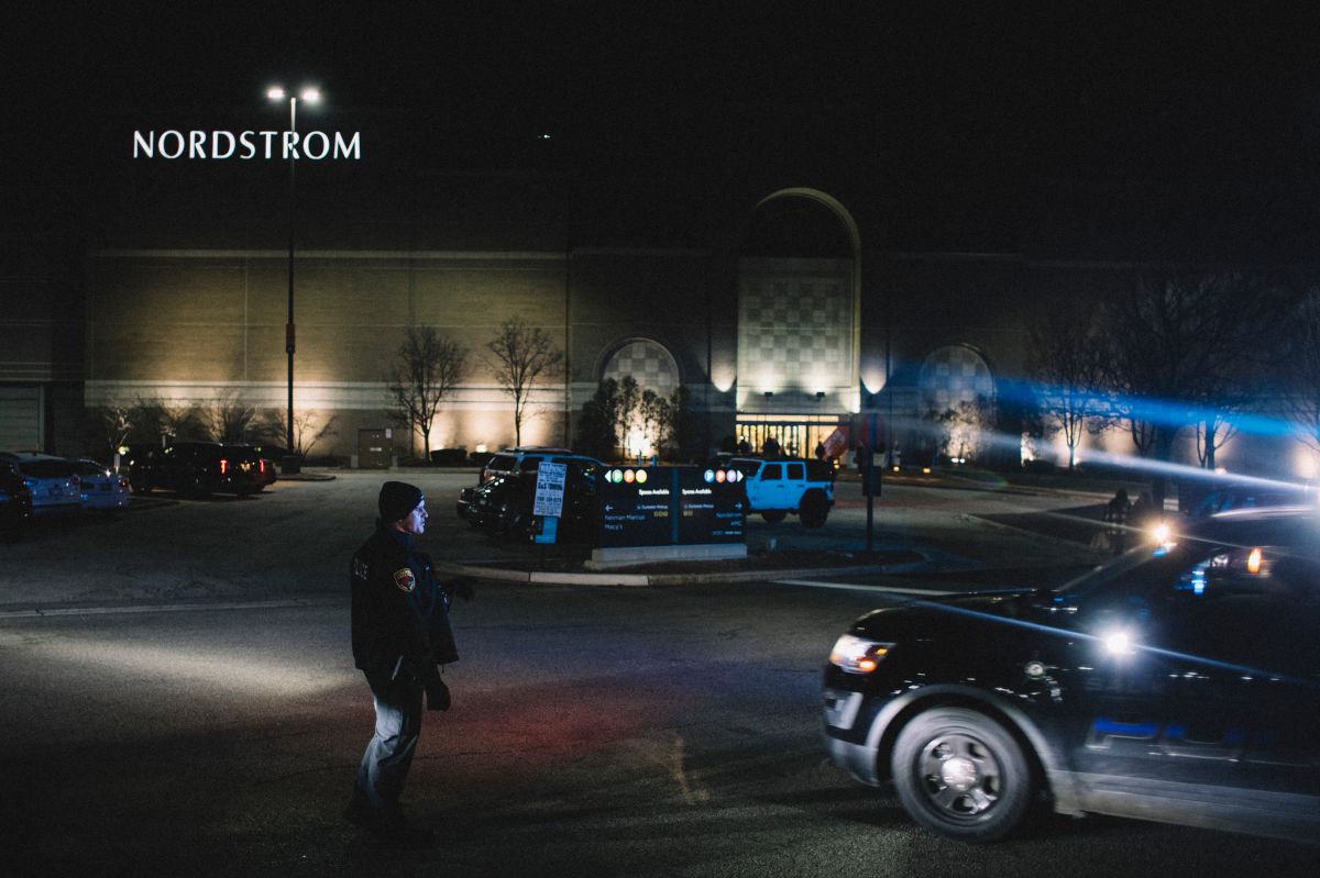 Madre de Texas desaparecida fue hallada muerta dentro de un auto en un  estacionamiento de centro comercial - La Opinión