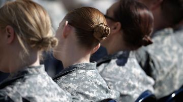 Mujer asegura que unirse al ejército de EE.UU. fue la peor decisión” tras sufrir engaño