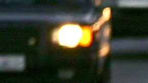 Mujer embarazada afirma que su feto debería contar como pasajero, tras ser multada en los carriles HOV