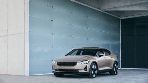 Polestar. fabricante sueco de vehículos eléctricos, realizó una encuesta en Estados Unidos que determinó la verdadera razón que influye en los consumidores para adquirir un coche de este tipo