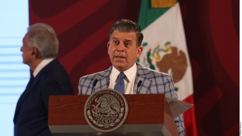 Gobierno de México exhibe lista de funcionarios que ganan más que presidente