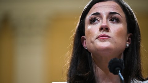 Trump se burló de la exasistente Cassidy Hutchinson de vivir en una tierra de fantasía por su testimonio sobre el 6 de enero