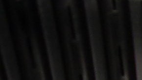 VIDEO Mujer trepó a través de la ventana de un autoservicio de McDonald's para entrar a la cocina y cocinar su propia hamburguesa