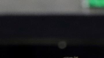 El delantero polaco no pudo anotar en su debut.