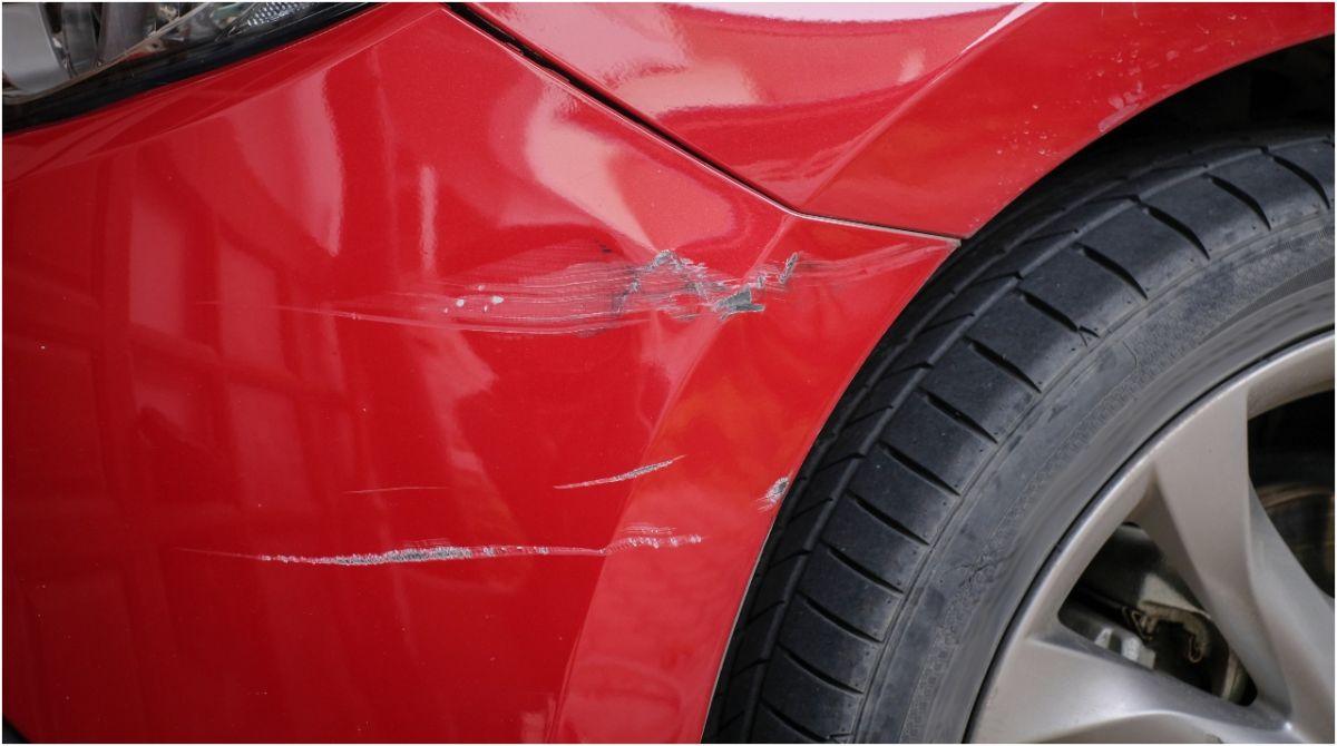 Aprende en simples pasos a eliminar las rayas o arañazos que estropean la estética de tu vehículo