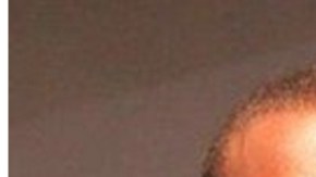 Malike Patt, (d) y Jason Payne (i) son sospechosos de los asaltos en tiendas 7-Eleven en el sur de California.