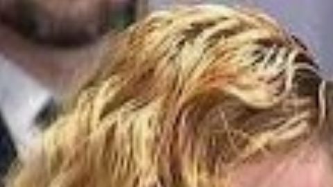 La tragedia cobró la vida de Khamaya Donelson (der).