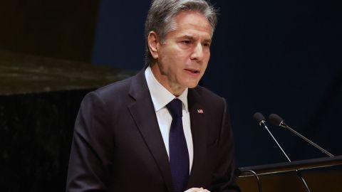 El funcionario se encuentra en Manila como parte de su gira por Asia.