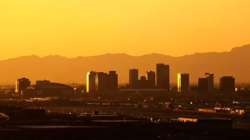 Por qué Phoenix es la ciudad de EE.UU. con más muertes asociadas al calor (y cómo trata de prevenirlas)
