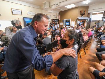 Rick Caruso lamenta que no se realice el debate para tratar temas exclusivamente que afectan a la comunidad latina. (Fotos Ringo Chiu/Cortesía)