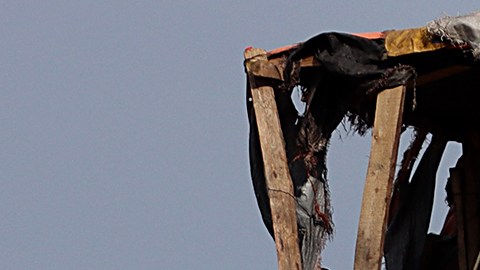 Diez mineros siguen atrapados tras 48 horas del derrumbe ocurrido en una mina de carbón en México.