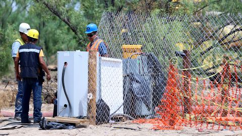 Aumento de niveles de agua en mina de México complica rescate de 10 mineros