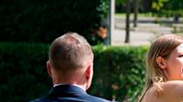 Sorprenden a Scholz activistas en topless contra guerra en Ucrania