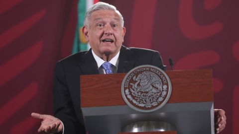 AMLO acusa a la derecha de querer desacreditar a la vicepresidenta de Argentina Cristina Fernández