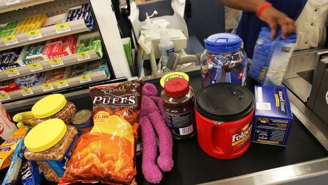 Apuñala a ladrón que intentaba robar su tienda en Las Vegas