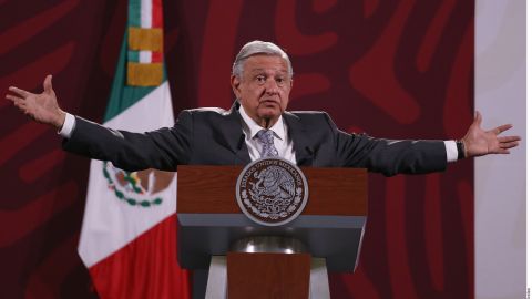 AMLO sugiere al exprocurador Murillo Karam que “diga quién le dio la orden” sobre el caso Ayotzinapa