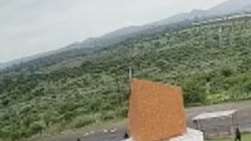 Comando armado secuestra a civiles