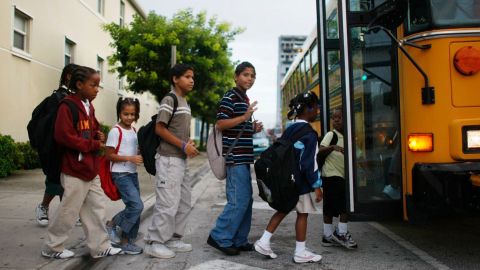 Distrito de Missouri regresa nalgadas con tablas de madera como castigo en escuelas