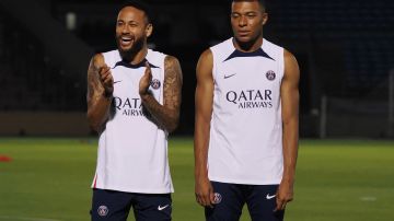 El DT del PSG negó algún tipo de inconveniente entre Neymar y Mbappé.
