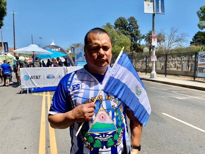 Celebran con orgullo y fiesta el Día del Salvadoreño en Los Ángeles