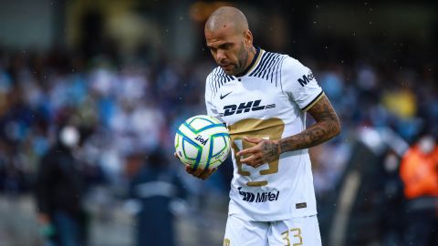 El presente de Dani Alves en Pumas se complica y no llegan los resultados.