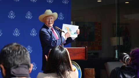 Embajador Ken Salazar