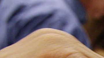 Empresario causa polémica tras grabarse llorando tras despedir a sus empleados