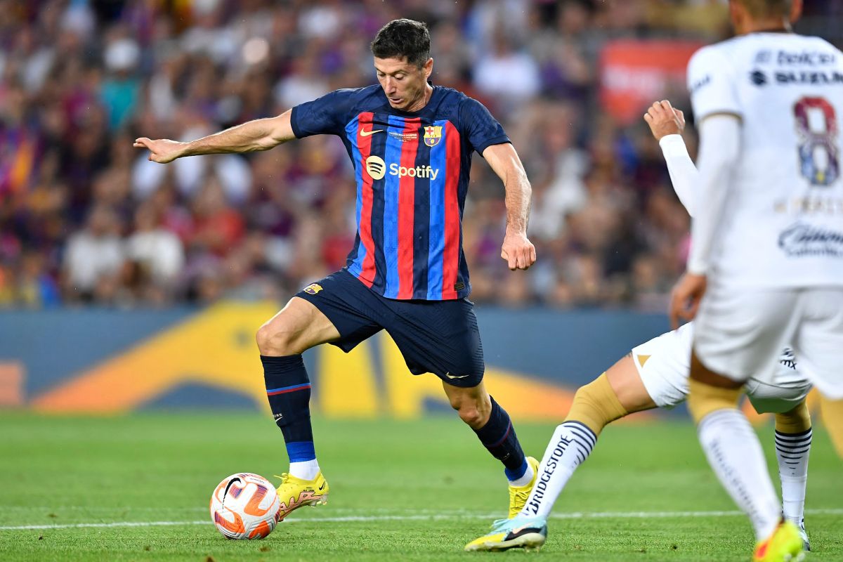 Pumas fue aplastado por el FC Barcelona tras una presentación brillante de Lewandowski.