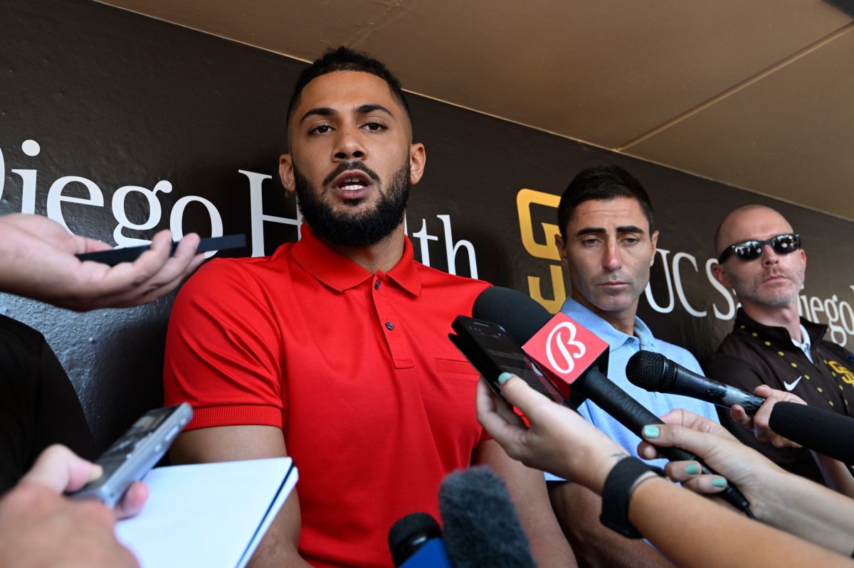 Fernando Tatis Jr. hace su primera aparición tras ser suspendido por dopaje.