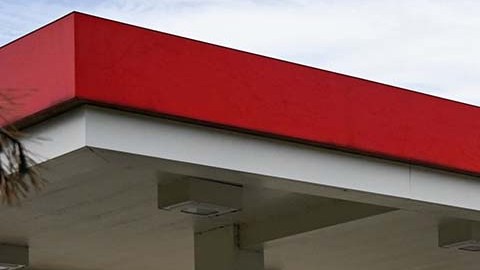 La compañía familiar pide la compra de un boleto de lotería para ser parte del concurso.