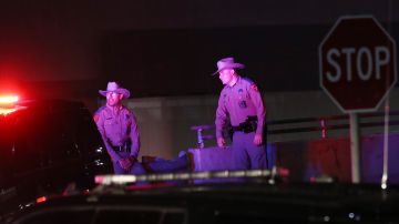 Ebrio mata a familia, incluidos 2 niños, tras chocar contra un carrito de golf en Texas