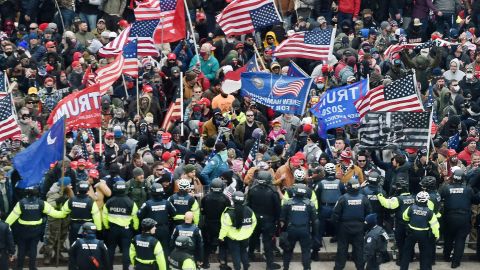 Después del asalto al Capitolio, el DHS ha advertido sobre "amenazas terroristas domésticas" en EE.UU.